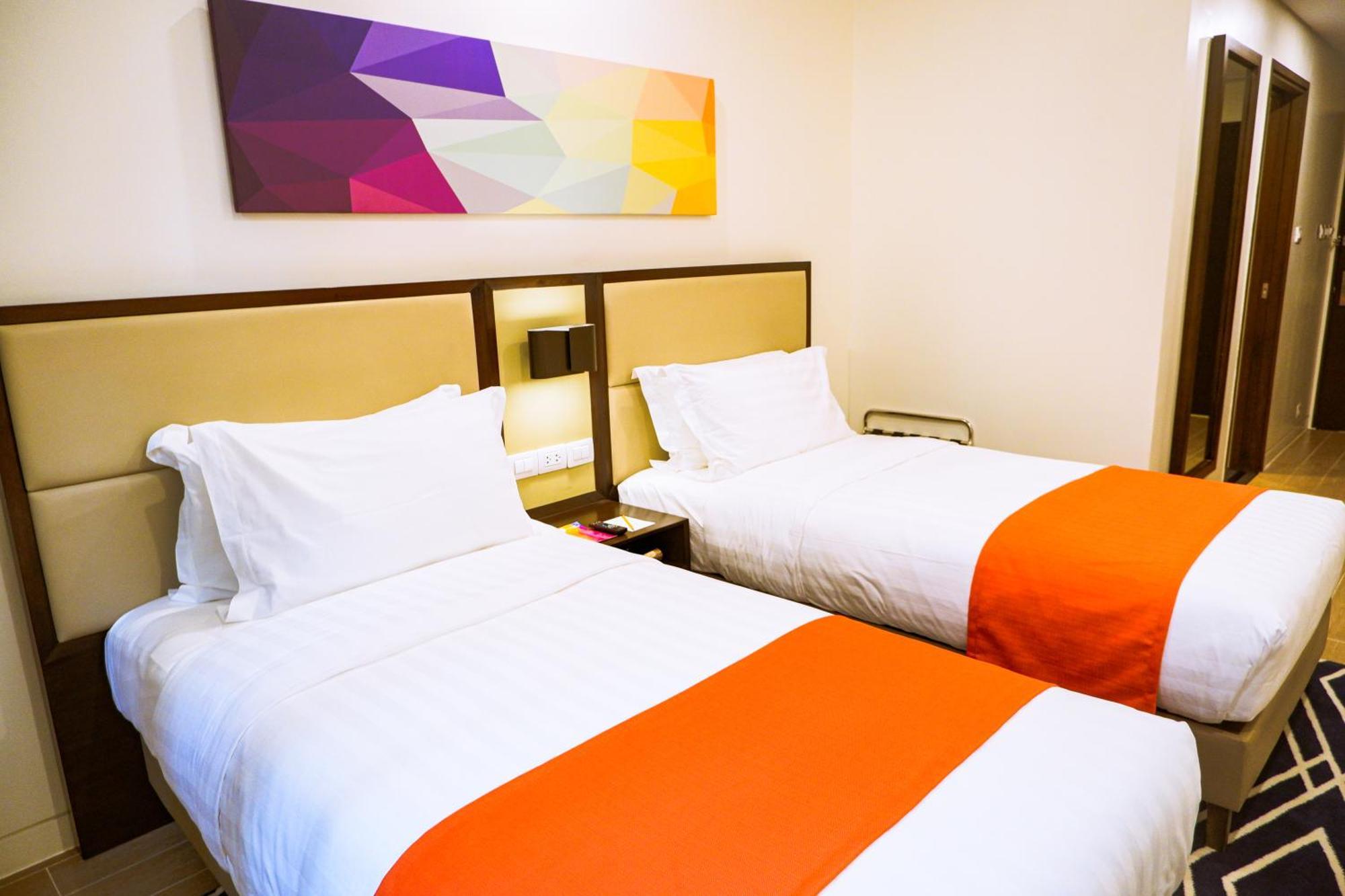 Hotel Lucky Chinatown Binondo Manille Extérieur photo